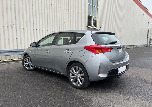 Toyota Auris cena 44900 przebieg: 174000, rok produkcji 2014 z Swarzędz małe 211